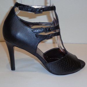 Tahari WARNER Black Leather Heeled New Sandals